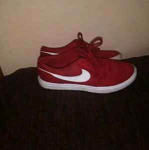 Cool red Nike's size 7Y